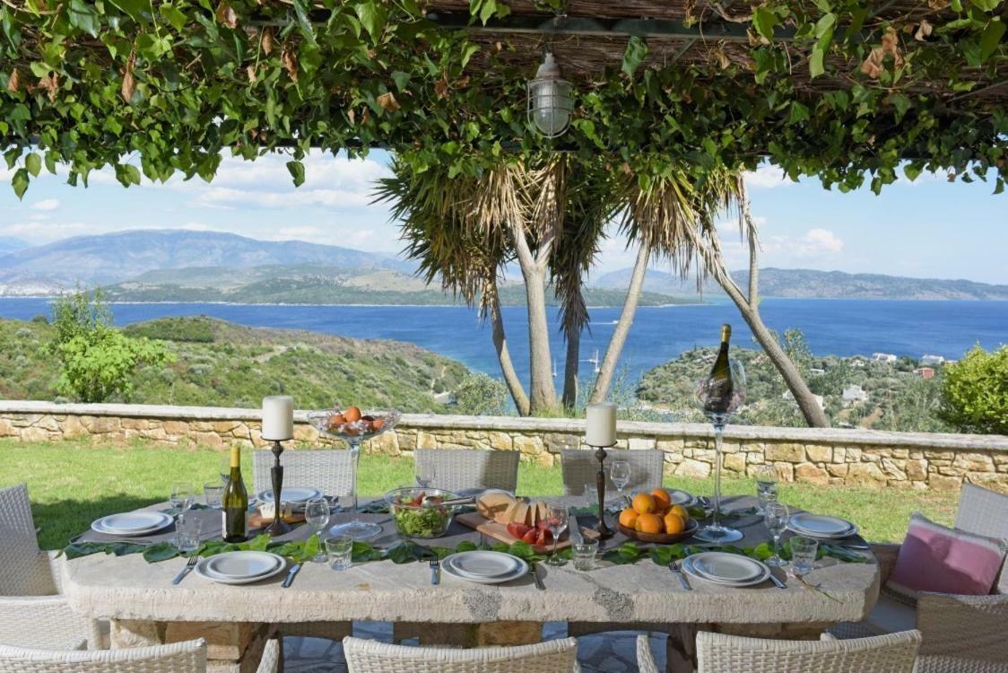 Villa Damianos *